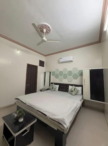 Hotel Shree Siddhi Vinayak