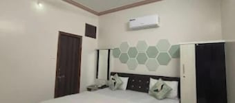 Hotel Shree Siddhi Vinayak