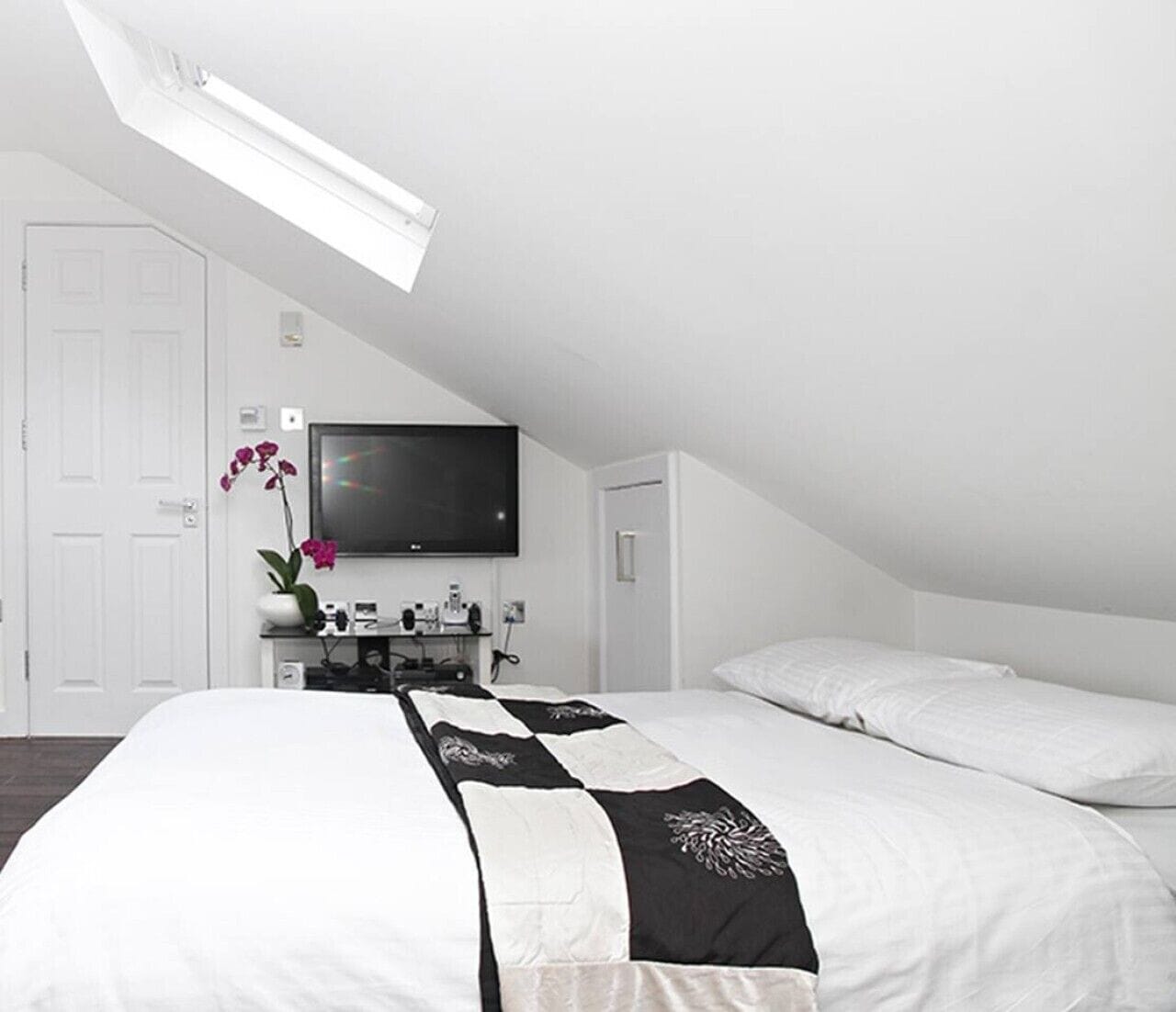 Desk, iron/ironing board, travel cot, free WiFi