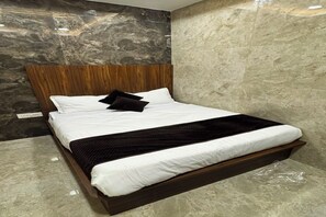 Standard Room | Free WiFi - Hotel Shree Vrindavan Inn (Vrindavan)