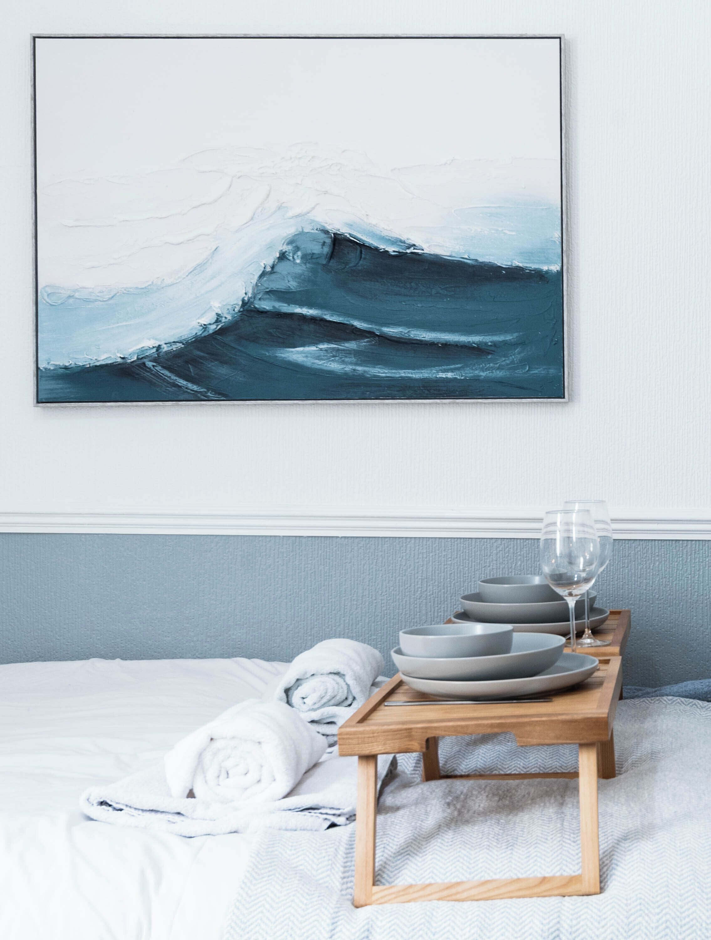 1 bedroom, bed sheets
