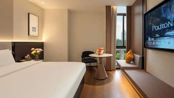 Superior Single Room, Garden View | Desk, laptop workspace, blackout curtains, soundproofing