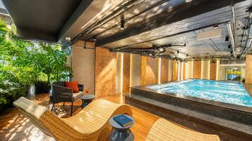 Piscina interna