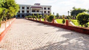 Exterior - Geetanjali hotel&motel (Bharatpur)