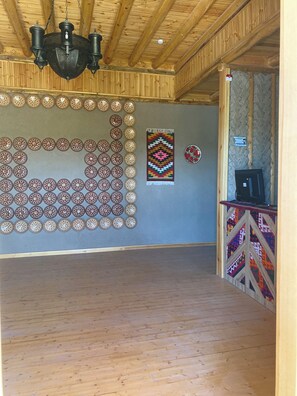 Lobby - Arda Angariki (Khiva)