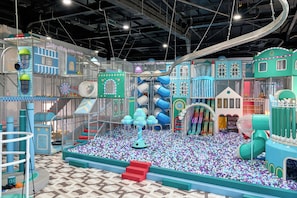 Children's activities - Arda Angariki (Khiva)
