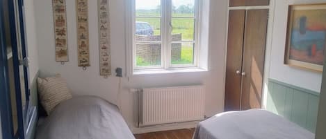 2 bedrooms, free WiFi