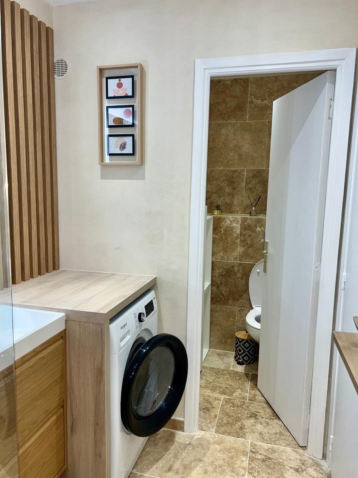 Apartment | Bilik Mandi