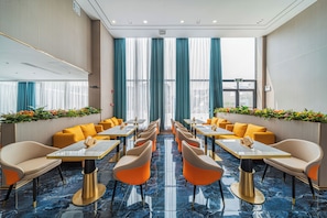 Dining - Poltton Century Hotel Yangjiang  (Yangjiang)