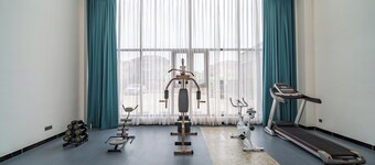 Poltton Century Hotel(Yangjiang Jinshan Road )