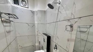 ห้องดีลักซ์ | ห้องน้ำ