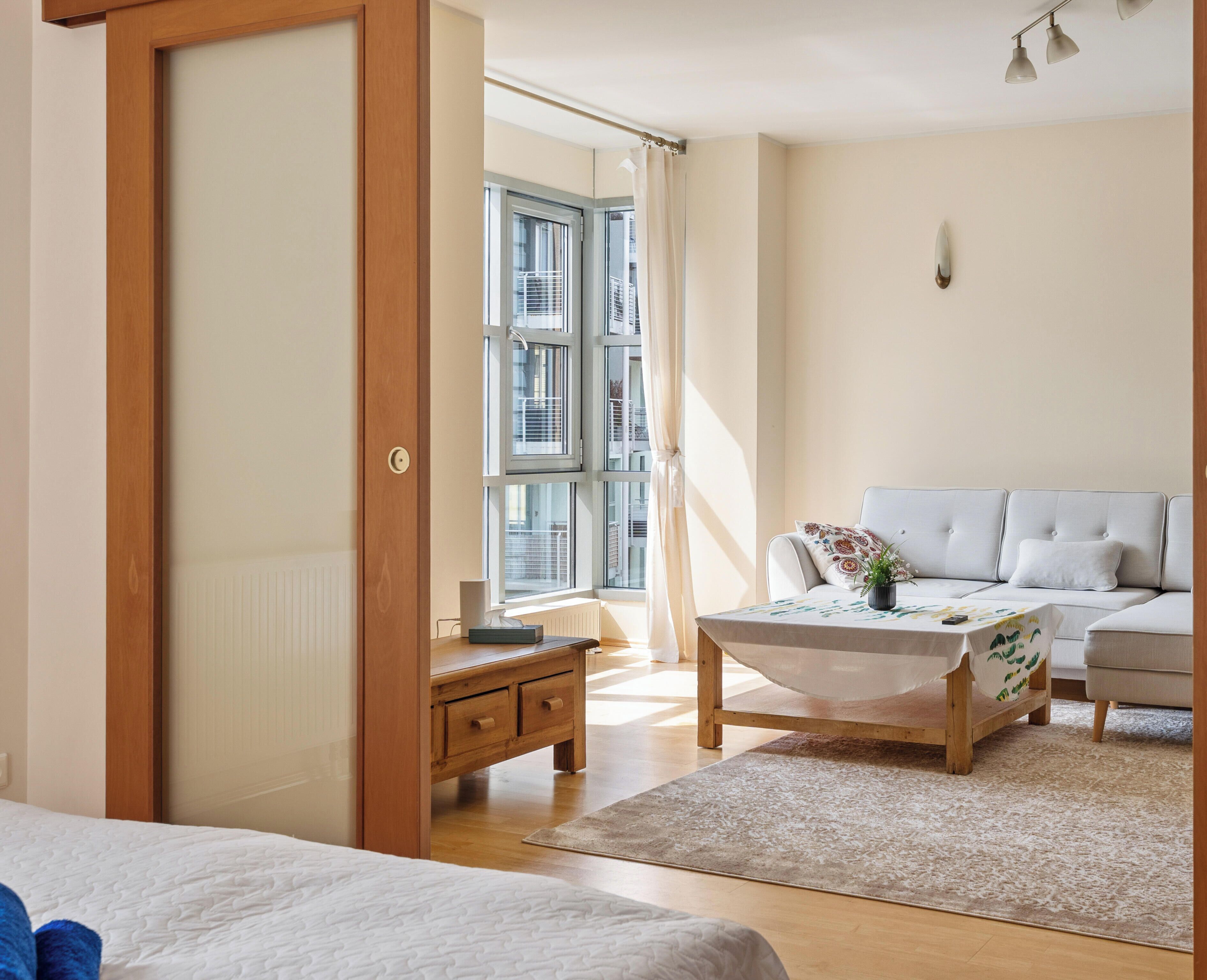 1 habitación, tabla de planchar con plancha, wifi y ropa de cama 