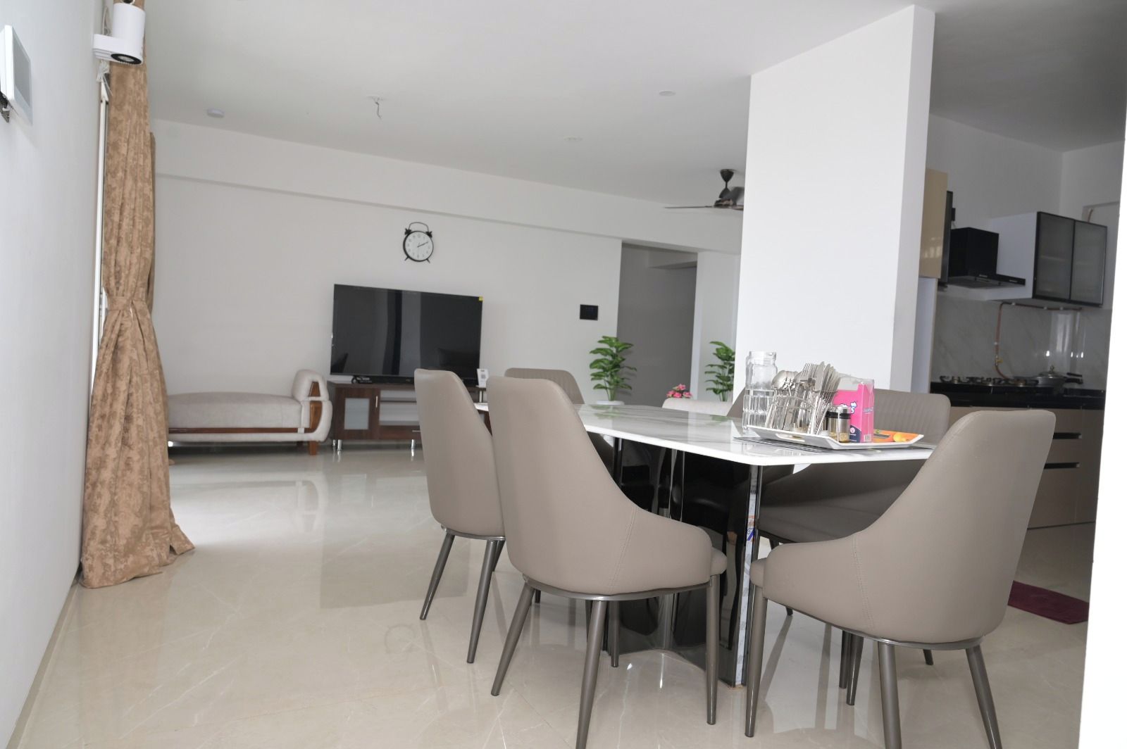 In-room dining