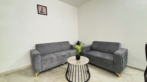 Living area - Hotel Nestoria Corporate Services Aparts (Pune)