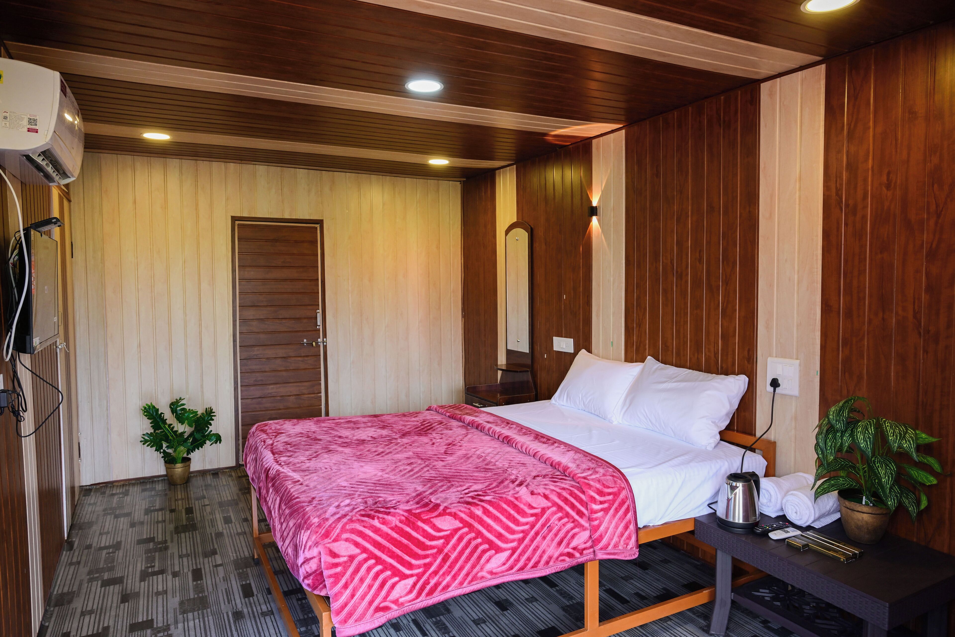 ชาเลท์, วิวภูเขา | พื้นที่ทำงานแบบใช้แล็ปท็อป, Wi-Fi ฟรี