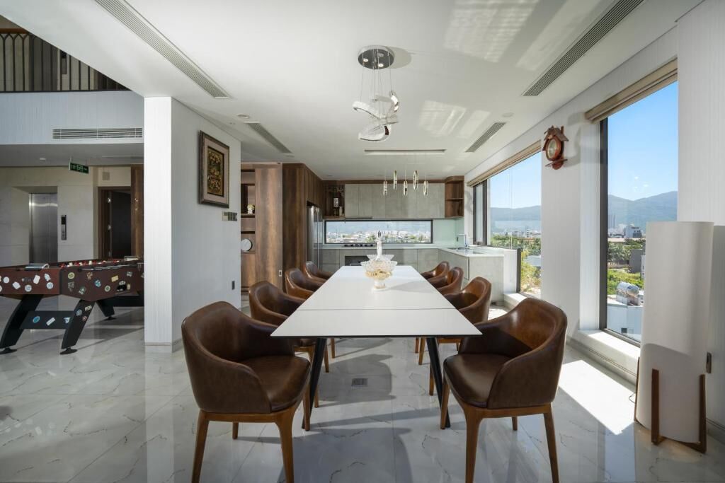 Penthouse, Balkon, Stadtblick | Speisen