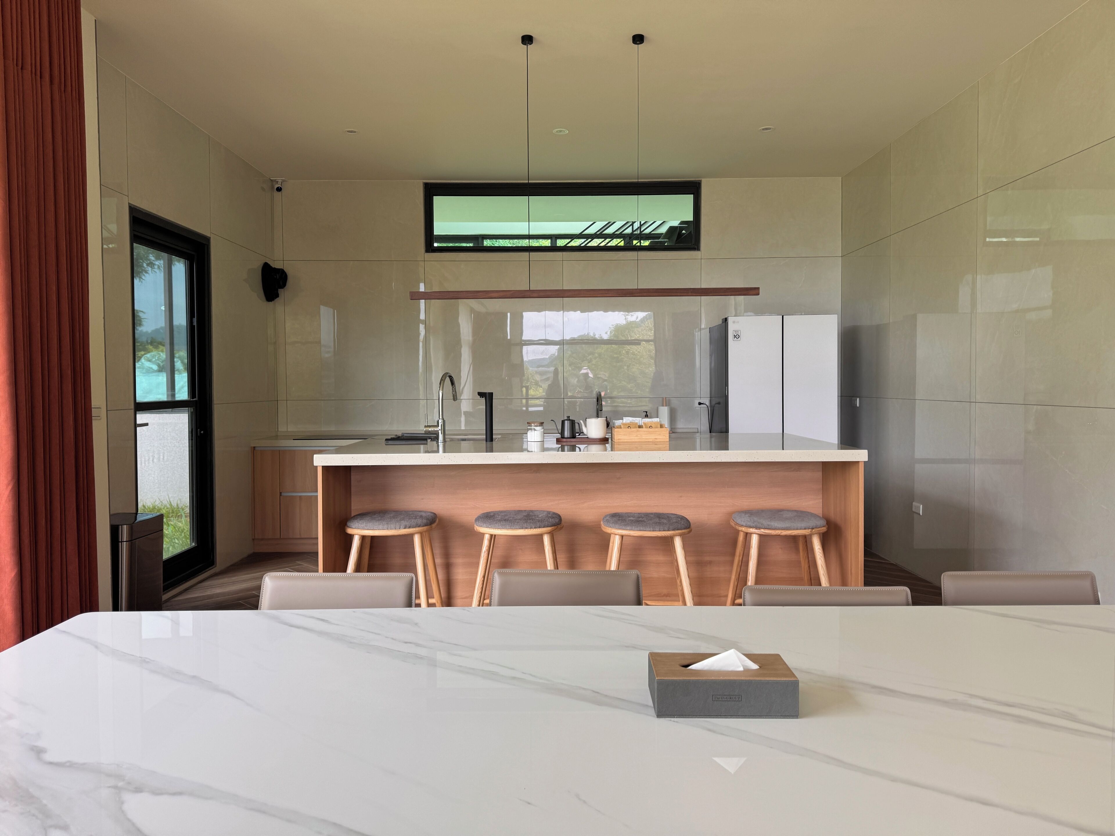 Maison Deluxe, vue lac | Cuisine privée | Lave-vaisselle