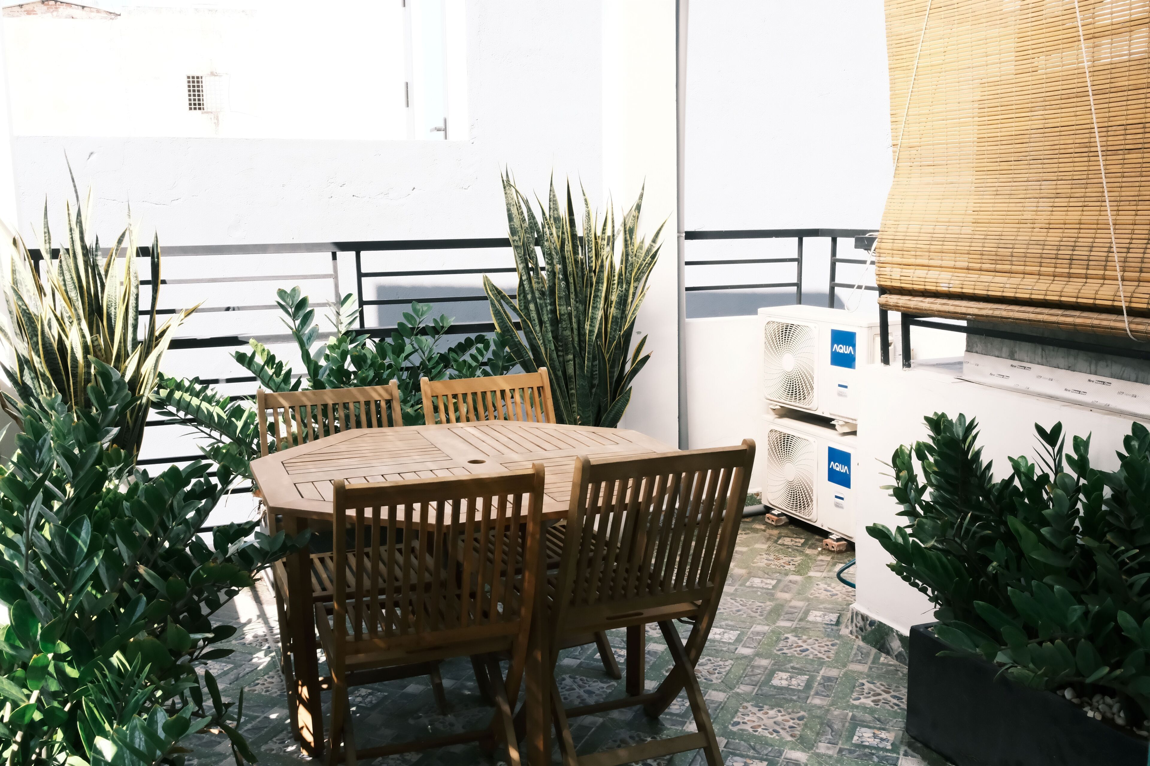 Casa superior, sacada | Terraço/pátio