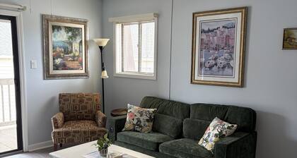 Serene 1-bedroom condo with lake access in White Lake