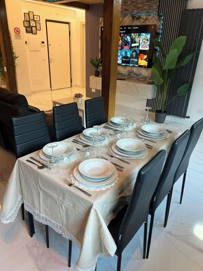 Dineren
