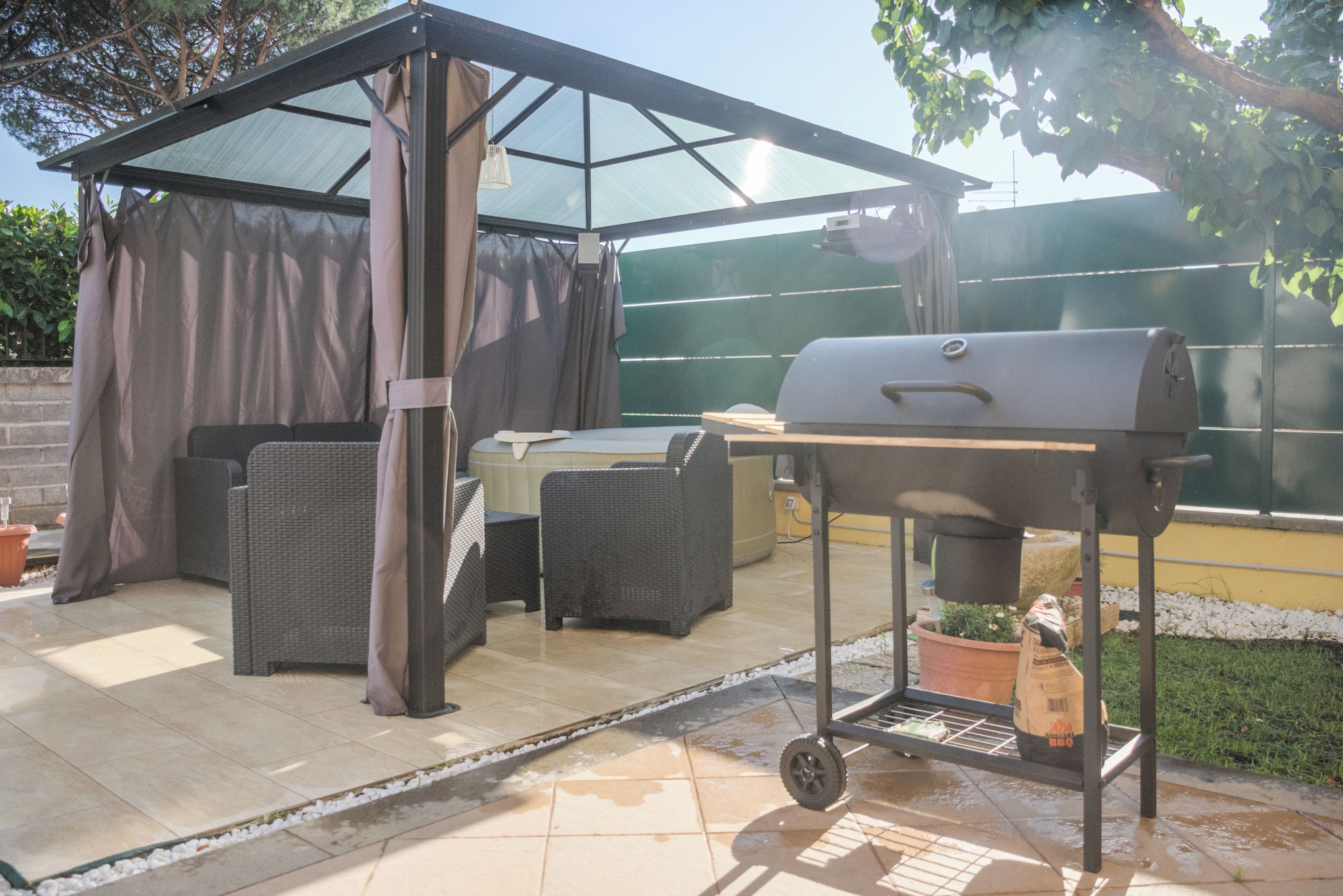 Room, Patio | Terrace/patio