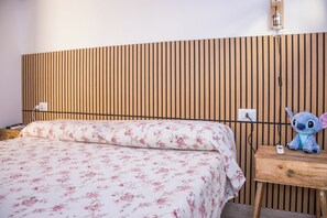 Room, Patio | Wi-fi percuma 