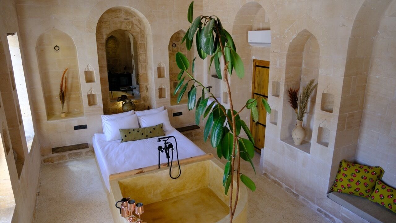 Romantic Suite with Mesopotamian View | Roupas de cama de algodão egípcio, roupas de cama premium