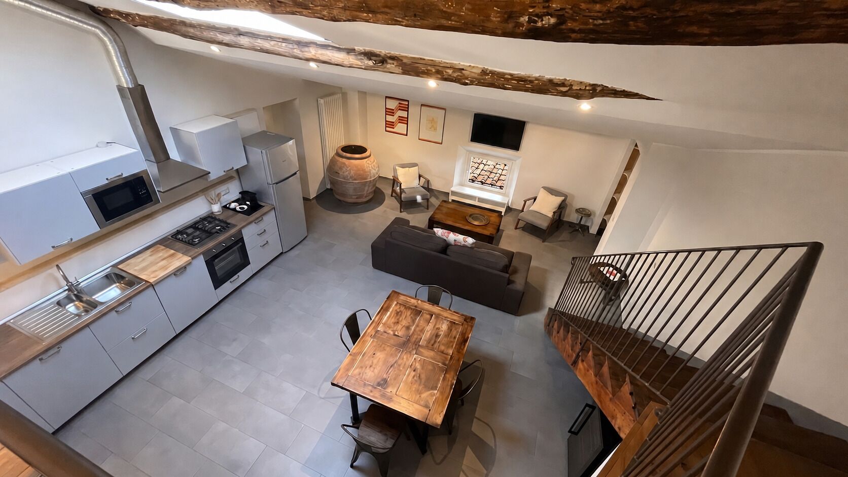 Superior Penthouse, City View | Living area