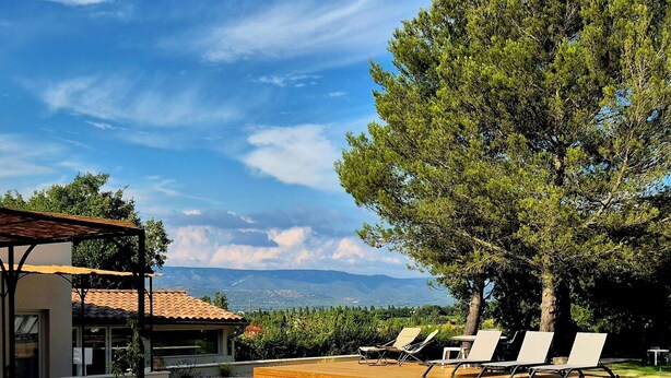 Unclassified image, 1 of 55, button - Le Repos House—Sleeps 6—Pool—Pétanque (Alleins)
