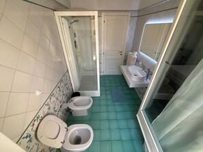 Bathroom - Vela Sea (Civitanova Marche)