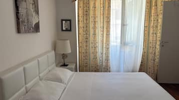 Chambre Confort Double ou avec lits jumeaux, vue ville | Bureau, Wi-Fi gratuit