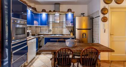 ‘Cala Di Forno a Talamone’ Apartment with Private Terrace, Garden & Wi-Fi