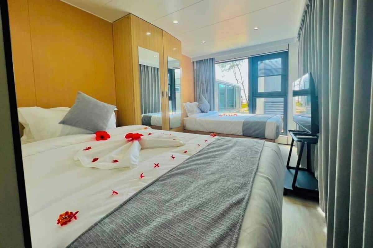 Habitación Deluxe con 1 cama matrimonial o 2 individuales, vista al jardín | Caja de seguridad en la habitación, insonorización y wifi gratis