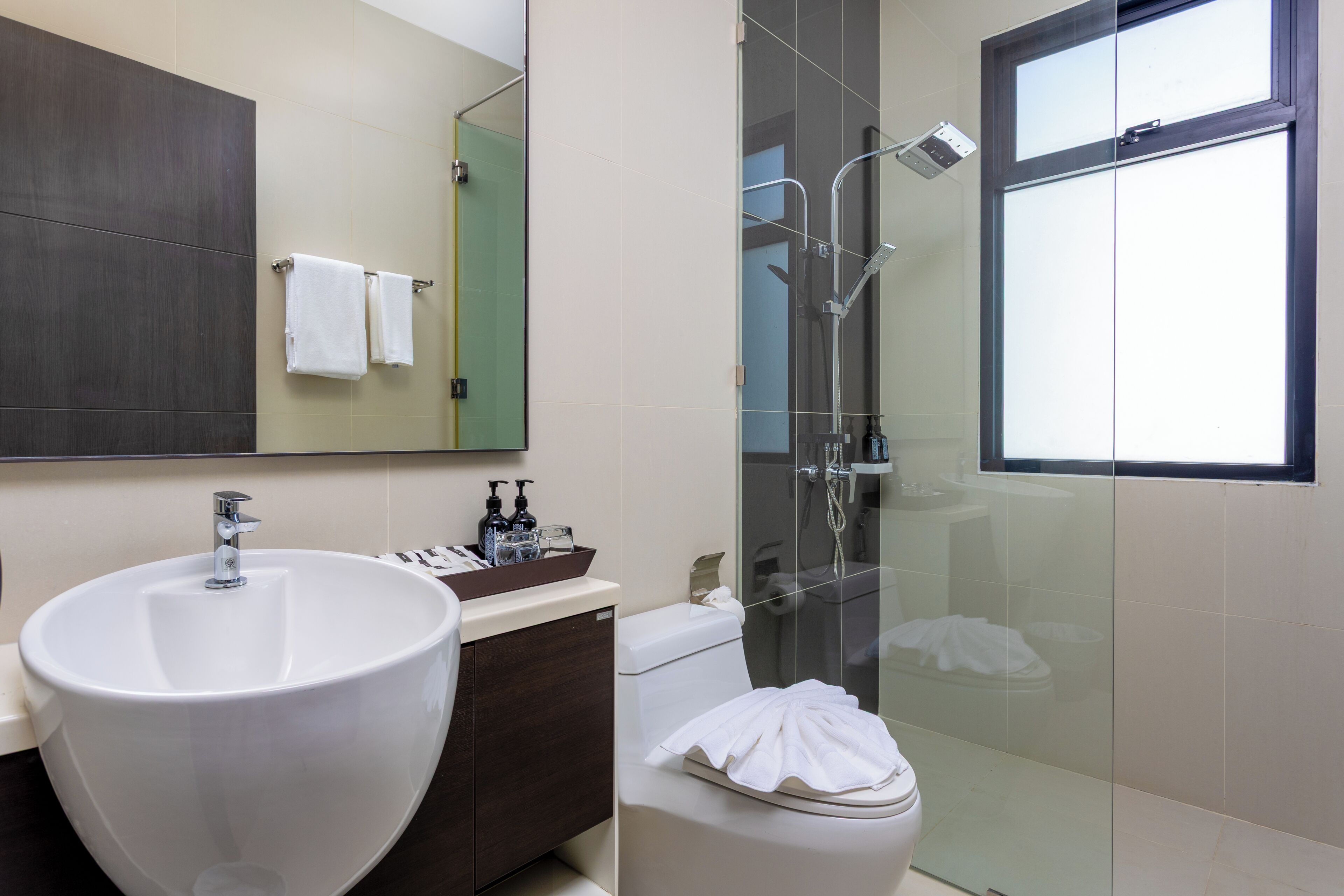 Shower, rainfall showerhead, eco-friendly toiletries, hair dryer
