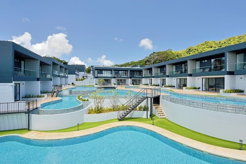 Elite Suites Villas Maikhao Phuket