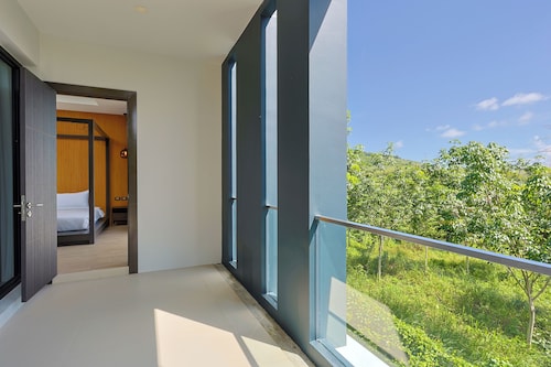 Elite Suites Villas Maikhao Phuket