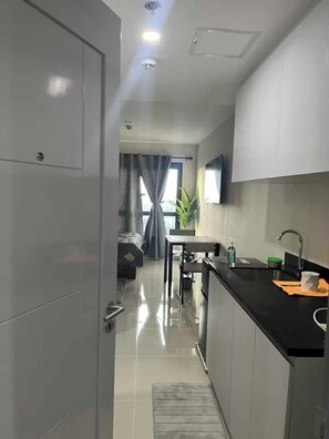 Private kitchen - Vrbo Property (Mandaue)