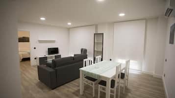 Apartment, Balcony, Valley View | Interior