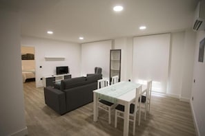 Apartment, Balkon, Talblick | Innenbereich