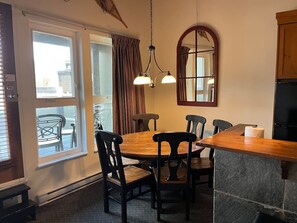 Unclassified image, 2 of 62, button - Rustic Penthouse Lodge suite in the Tantalus. (Whistler)