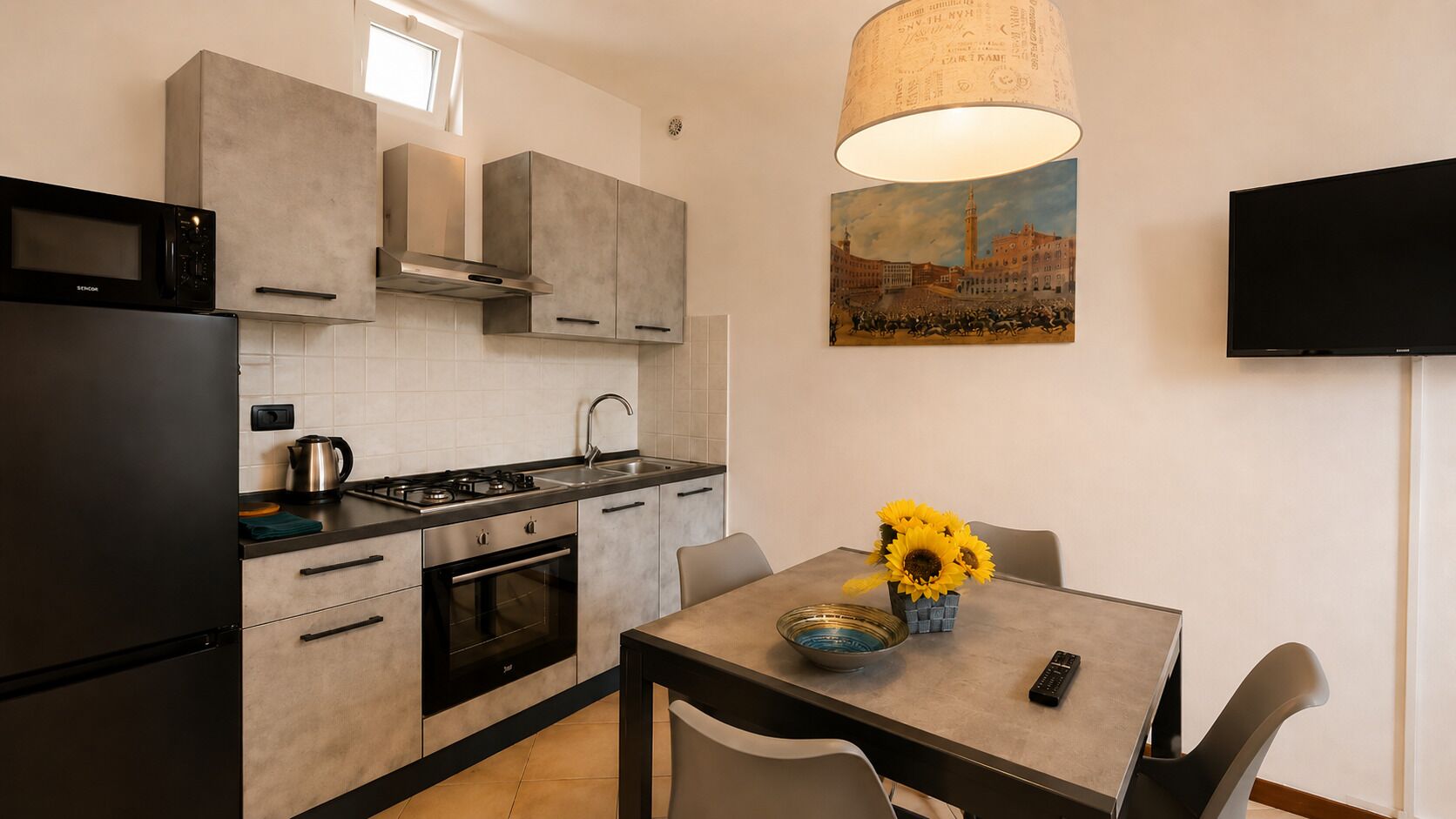 Studio Confort, vue colline | Cuisine privée | Réfrigérateur, micro-ondes, four, plaque de cuisson