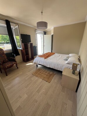 Classic-Doppelzimmer, Stadtblick | Kostenloses WLAN