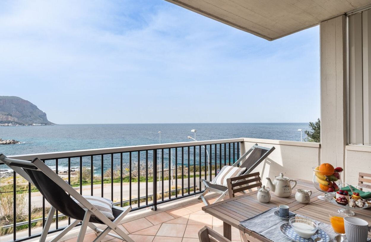 Deluxe Duplex, 3 Bedrooms, Sea View | Terrace/patio