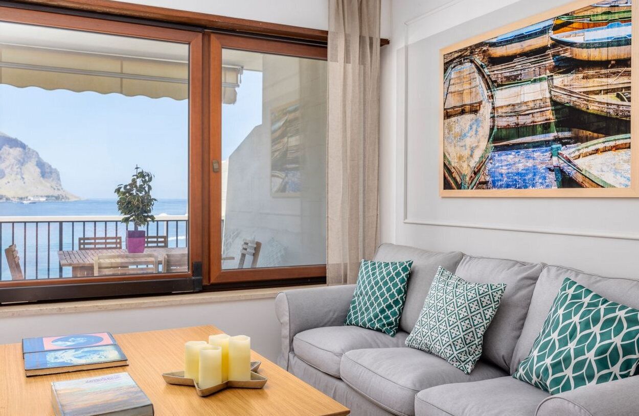 Appartement Duplex Deluxe, 3 chambres, vue mer | Coin séjour