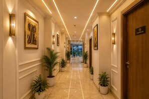 Interior - Hotel Decent Premier -Delhi Airport (New Delhi)