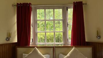 Garden View Without Balcony Room | Ilmainen Wi-Fi, vuodevaatteet