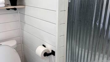 Towels, soap, shampoo, toilet paper