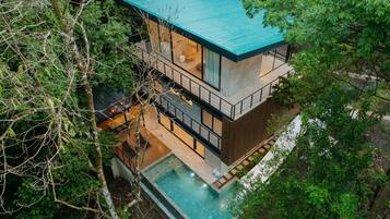 3 bedrooms