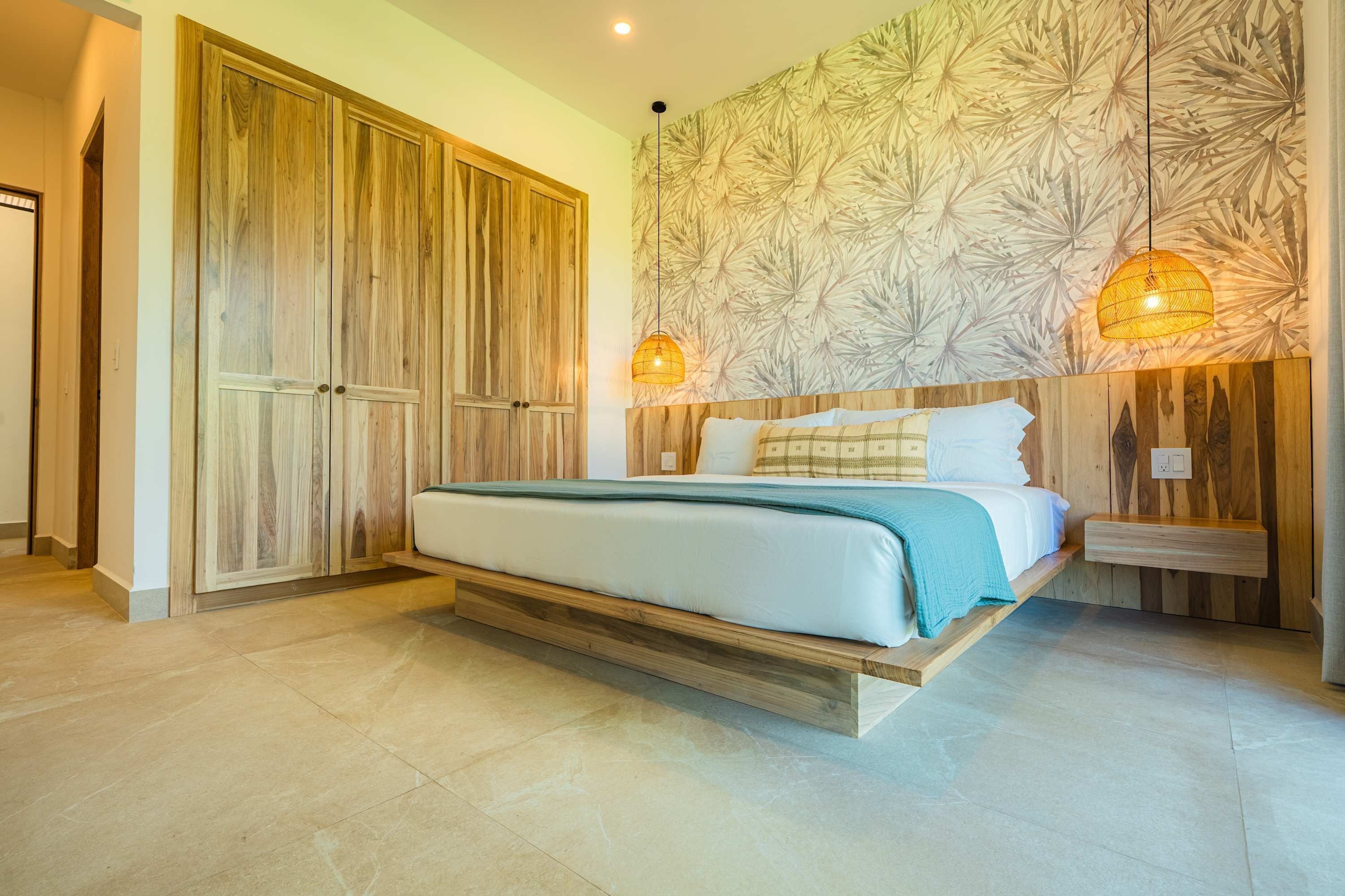 5 bedrooms