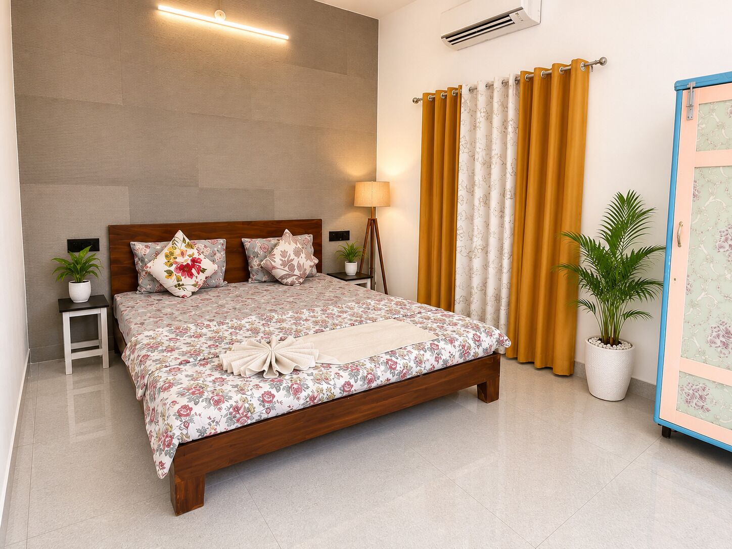 Wifi gratis y ropa de cama 